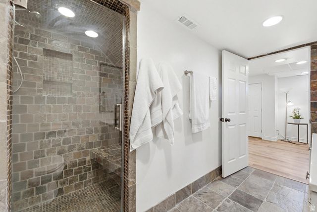 3270 E MAJESTIC DR, Salt Lake City, UT 84124