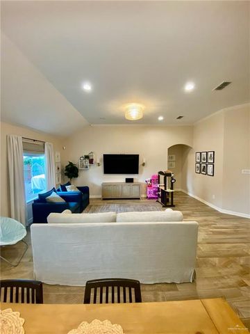 2306 W Primrose Drive, Weslaco, TX 78596