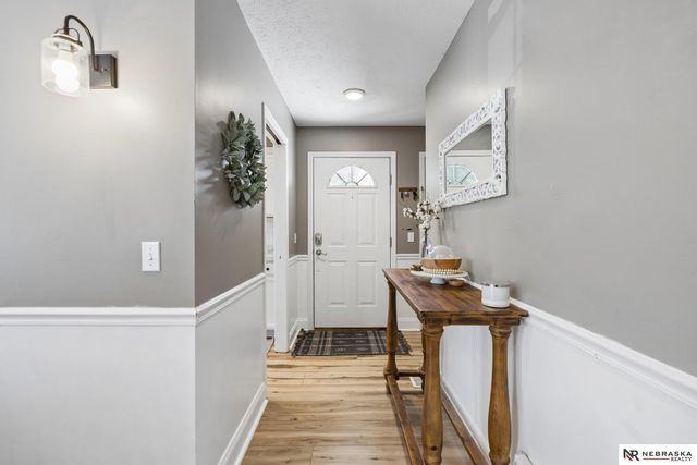 1320 Patterson Drive, Lincoln, NE 68522