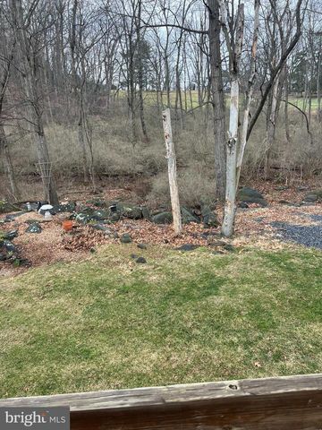 622 ROCKWOOD DR, Elizabethtown, PA 17022