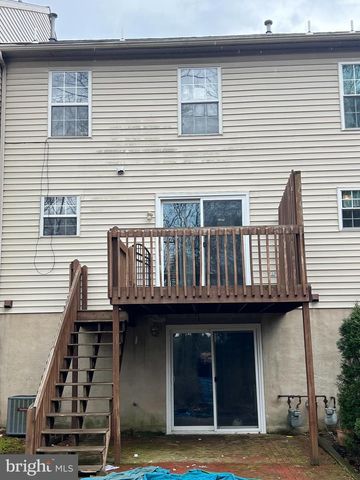 622 ROCKWOOD DR, Elizabethtown, PA 17022