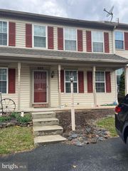 622 ROCKWOOD DR, Elizabethtown, PA 17022
