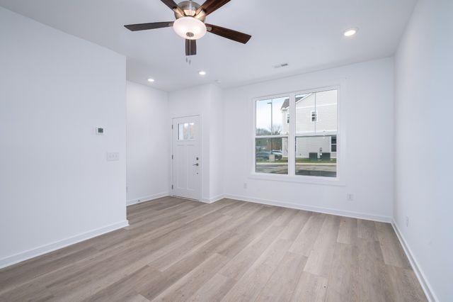 1170 S Dickerson Rd Unit 23, Goodlettsville, TN 37072