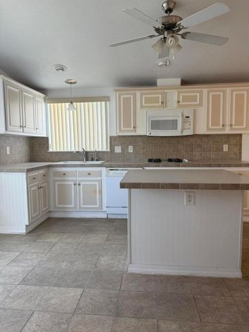 1324 Via Palmera, Cathedral City, CA 92234