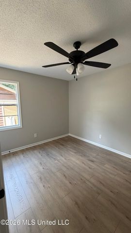6670 Embassy Circle, Horn Lake, MS 38637