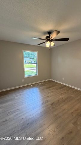 6670 Embassy Circle, Horn Lake, MS 38637