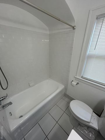 14716 Archdale Unit 1 Street, Detroit, MI 48227
