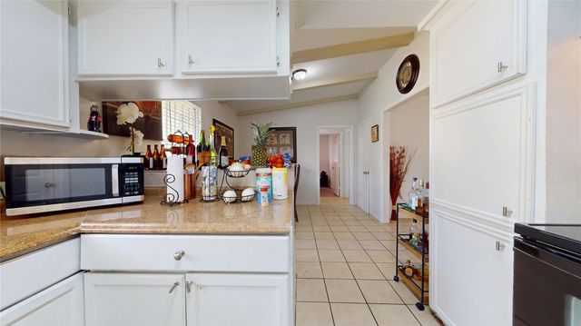 6319 Guadalupe Street, Houston, TX 77016