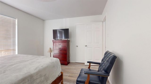 6319 Guadalupe Street, Houston, TX 77016