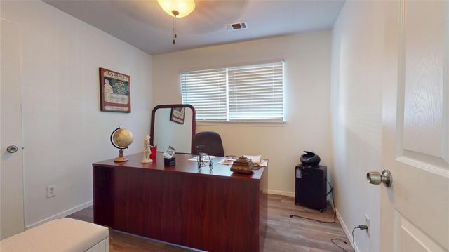 6319 Guadalupe Street, Houston, TX 77016