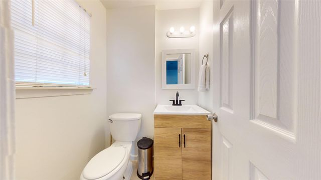 6319 Guadalupe Street, Houston, TX 77016