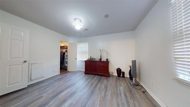 6319 Guadalupe Street, Houston, TX 77016