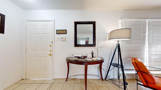 6319 Guadalupe Street, Houston, TX 77016