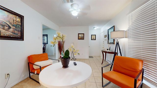 6319 Guadalupe Street, Houston, TX 77016