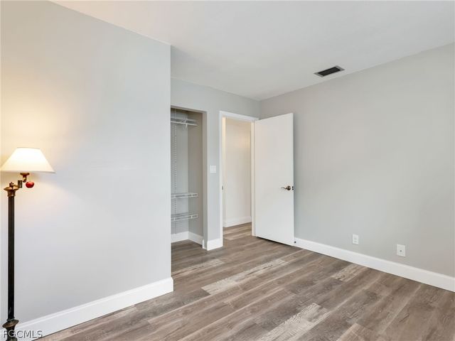 3297 Royal Canadian TRCE 1, Fort Myers, FL 33907