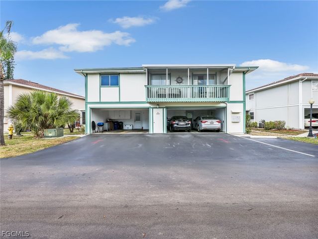 3297 Royal Canadian TRCE 1, Fort Myers, FL 33907