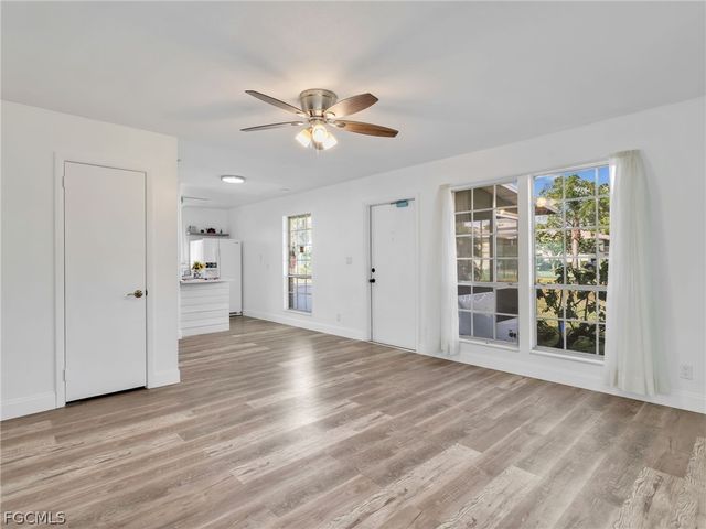 3297 Royal Canadian TRCE 1, Fort Myers, FL 33907