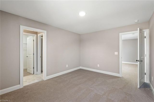 6947 Orchard Path Drive, Clemmons, NC 27012