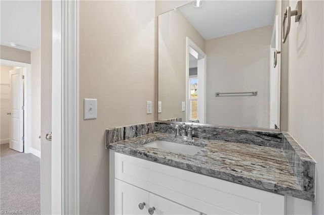 6947 Orchard Path Drive, Clemmons, NC 27012