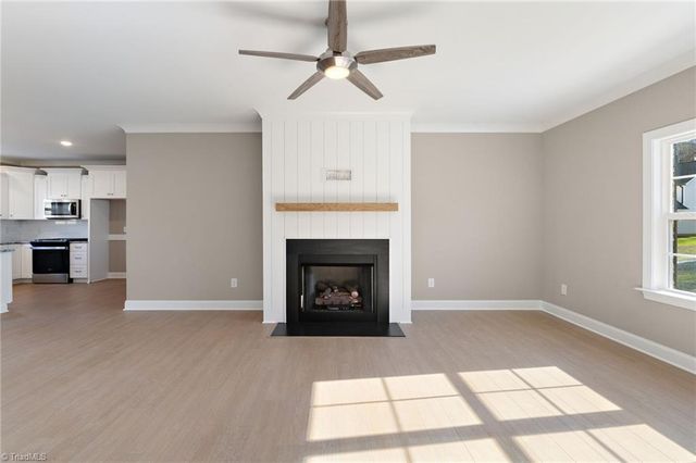 6947 Orchard Path Drive, Clemmons, NC 27012