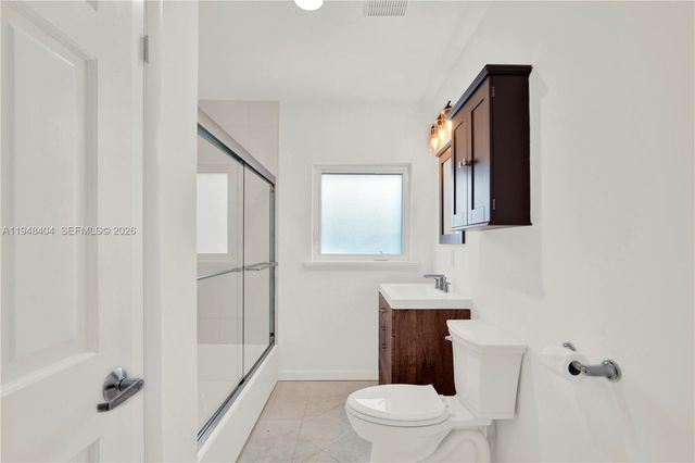 527 SW 20th Rd, Miami, FL 33129