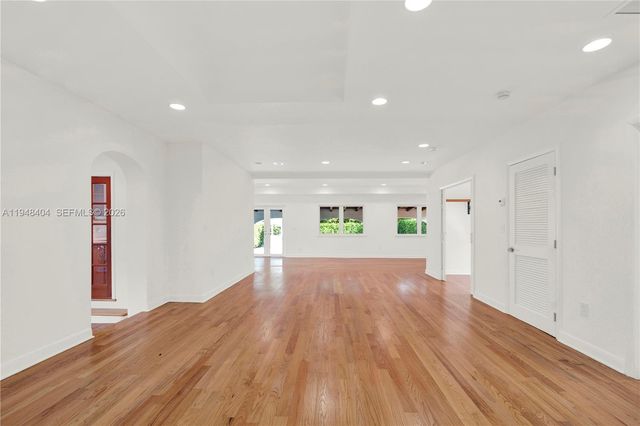 527 SW 20th Rd, Miami, FL 33129