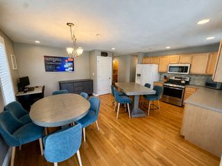 571 Freeport St 2, Boston, MA 02122