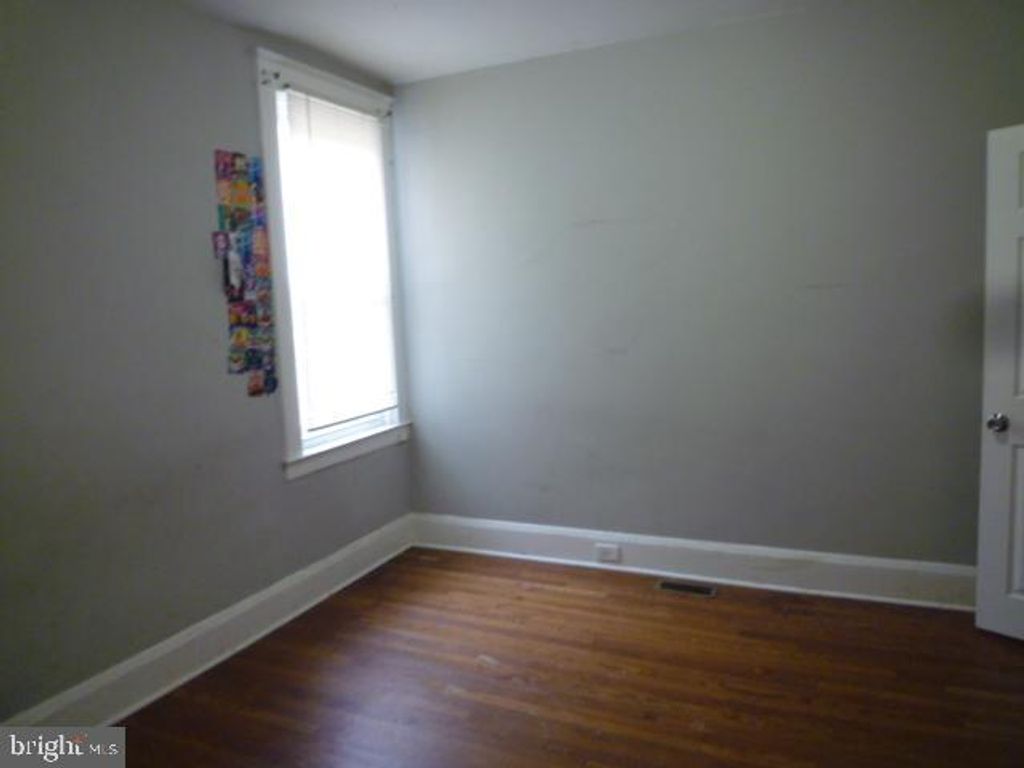 Image 19 of property listing at 5118 HARFORD RD, Baltimore, MD 21214
