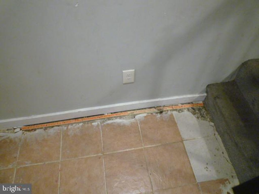 Image 29 of property listing at 5118 HARFORD RD, Baltimore, MD 21214