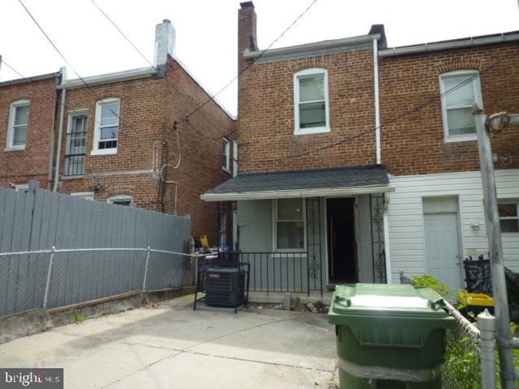 Image 41 of property listing at 5118 HARFORD RD, Baltimore, MD 21214