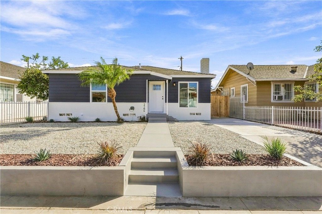 2246 Locust Avenue, Long Beach, CA 90806 — exterior