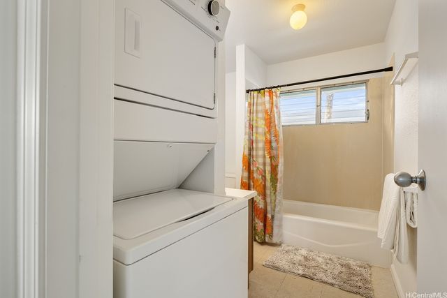 1031 Lunaai Place, Kailua, HI 96734