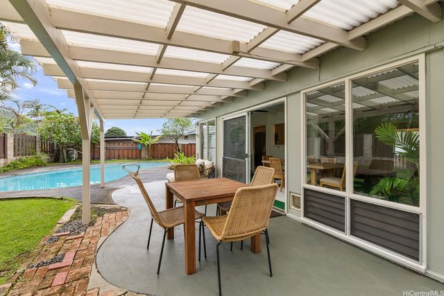 1031 Lunaai Place, Kailua, HI 96734