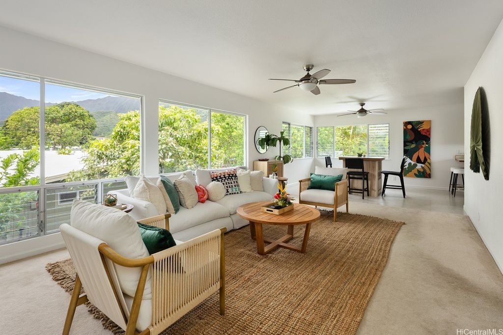 1031 Lunaai Place, Kailua, HI 96734