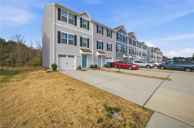 80 Clara CT, Suffolk, VA 23434