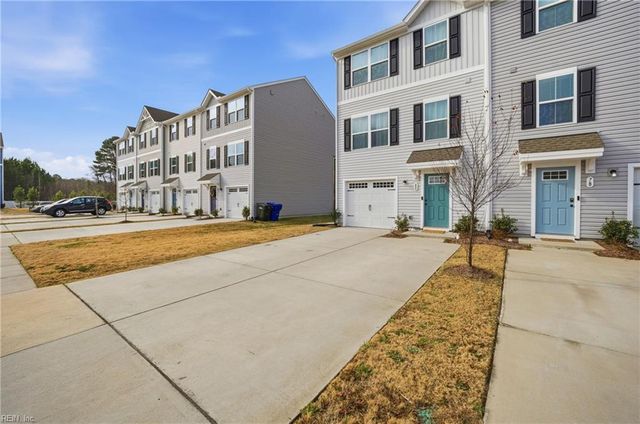 80 Clara CT, Suffolk, VA 23434