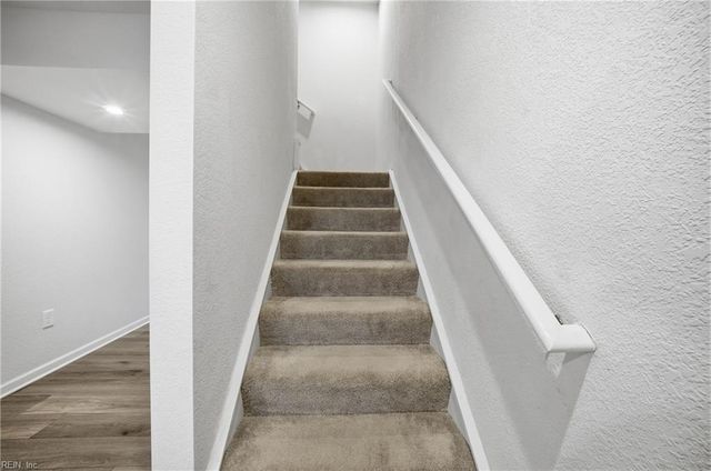 80 Clara CT, Suffolk, VA 23434