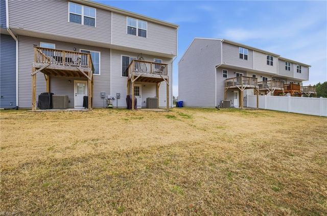 80 Clara CT, Suffolk, VA 23434