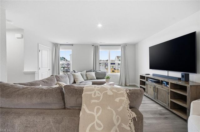 80 Clara CT, Suffolk, VA 23434