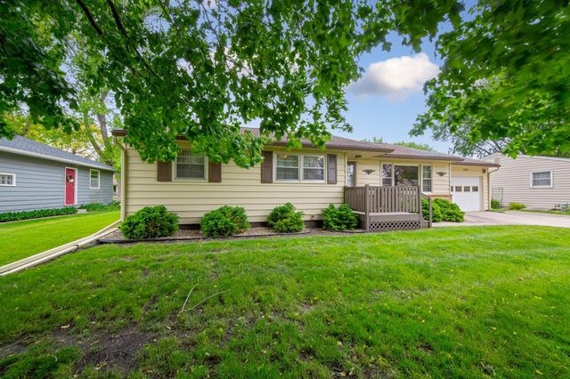 219 Floral Avenue, Mankato, MN 56001