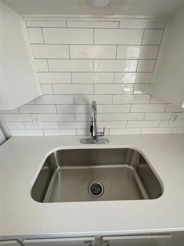 3106 Duval ST 202, Austin, TX 78705