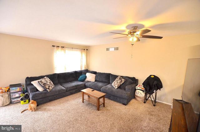 602 HEATHERFIELD DR, Bear, DE 19701