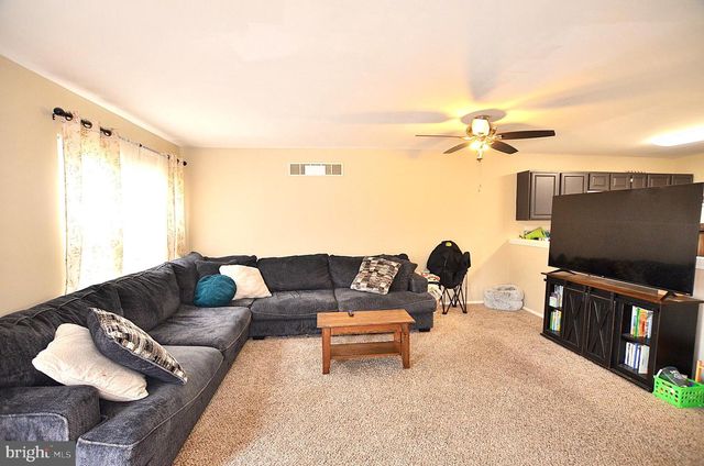 602 HEATHERFIELD DR, Bear, DE 19701