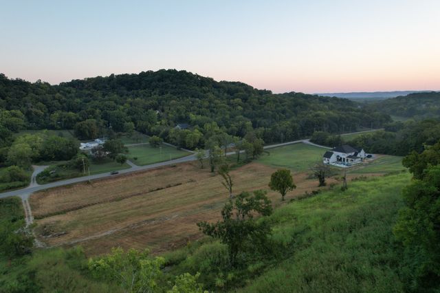 297 Old Carters Creek Pike, Franklin, TN 37064