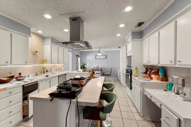 1720 Greenhollow, Mt Pleasant, TX 75455