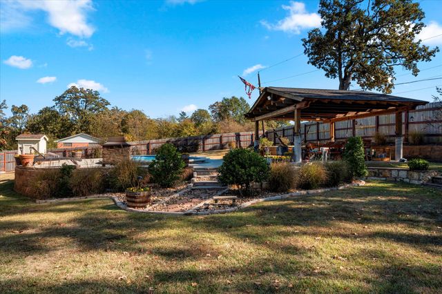 1720 Greenhollow, Mt Pleasant, TX 75455