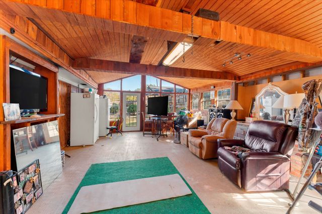 1720 Greenhollow, Mt Pleasant, TX 75455