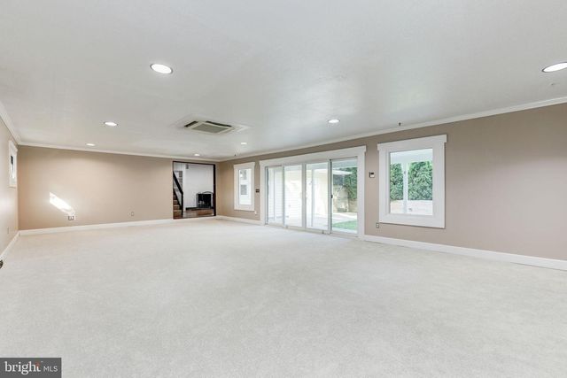 307 NIMITZ AVE, Rockville, MD 20851