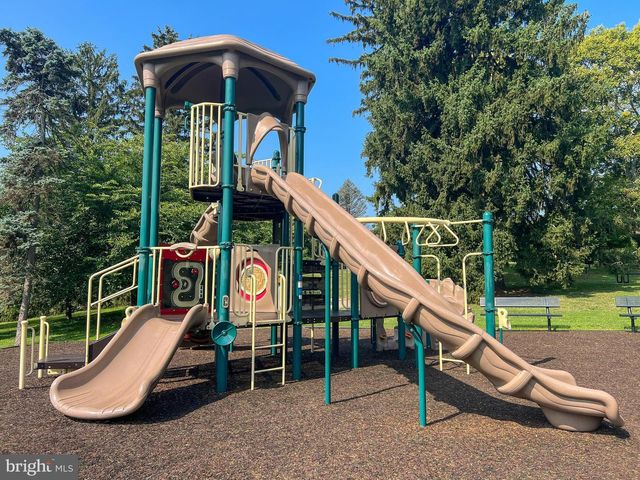 307 NIMITZ AVE, Rockville, MD 20851