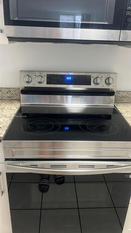 6955 NW 186th St F209, Hialeah, FL 33015